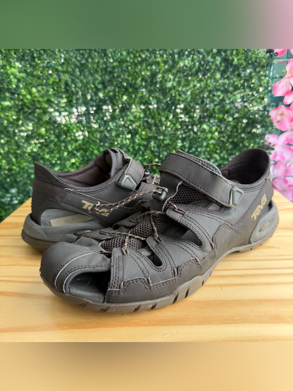Teva Omnium 2 Men’s Size 12 Brown Closed Toe Hiking Sport Sandals 100248
